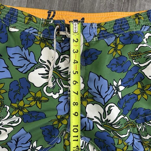 Boden Swim Trunks Shorts Men's Size 32 Multicolor Floral Green Blue White Beach - Picture 5 of 6
